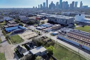 2306 Crockett St, Houston, TX 77007 - Photo 8