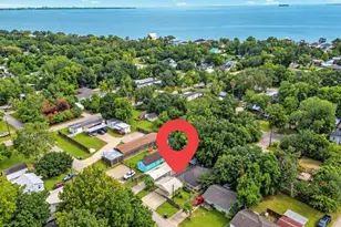 4221 Darby St, Bacliff, TX 77518 - Photo 2