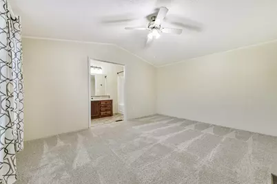 122 Egret Canal S, Baytown, TX 77523 - Photo 12