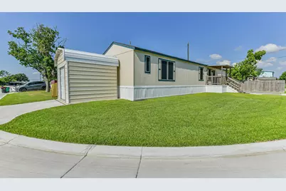 122 Egret Canal S, Baytown, TX 77523 - Photo 20