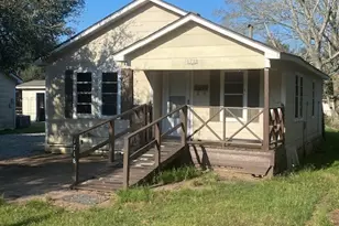 1718 Carlisle St, Rosenberg, TX 77471 - Photo 2