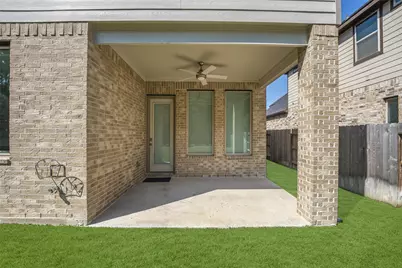 2123 Rosewood Pines Lane, Pinehurst, TX 77362 - Photo 4