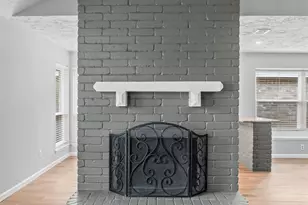 314 Village Creek Dr, Houston, TX 77598 - Photo 6