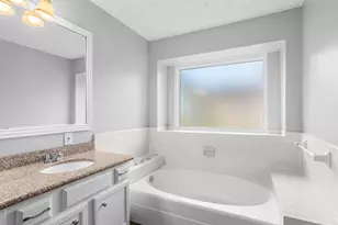 314 Village Creek Dr, Houston, TX 77598 - Photo 18