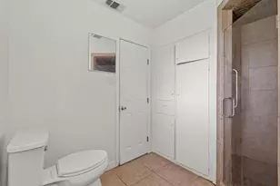 430 S Burnett Dr, Baytown, TX 77520 - Photo 38