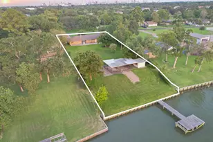 430 S Burnett Dr, Baytown, TX 77520 - Photo 20