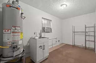 430 S Burnett Dr, Baytown, TX 77520 - Photo 30