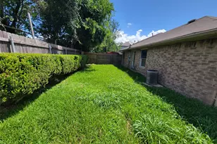 2034 Village Park Dr, Missouri City, TX 77489 - Photo 30