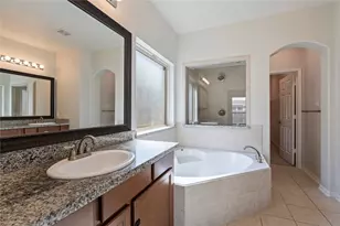 632 Kickapoo Ct, Webster, TX 77598 - Photo 14