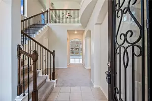 632 Kickapoo Ct, Webster, TX 77598 - Photo 2