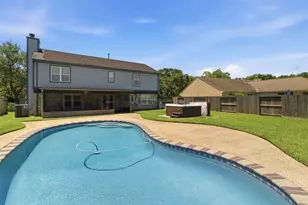 3226 Lakefield Way, Sugar Land, TX 77479 - Photo 32