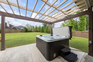 10235 S Goshawk Trl, Conroe, TX 77385 - Photo 24