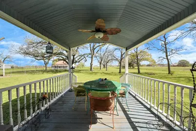 7018 Railroad Street, Wallis, TX 77485 - Photo 18
