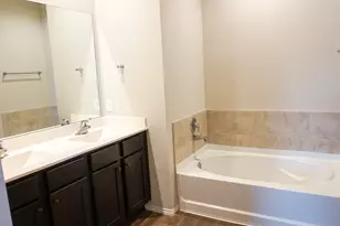 22723 Petrizzi Ln, Katy, TX 77449 - Photo 12