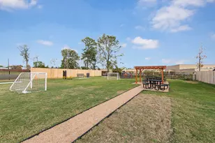 2122 Creole Crk Ln, Houston, TX 77090 - Photo 32
