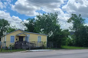 7918 N Main St, Houston, TX 77022 - Photo 4