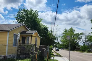 7918 N Main St, Houston, TX 77022 - Photo 16
