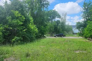 7918 N Main St, Houston, TX 77022 - Photo 8