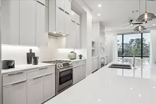 12818 Verdi Dr, Houston, TX 77024 - Photo 8