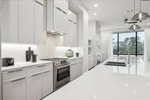 12818 Verdi Dr, Houston, TX 77024 - Photo 8