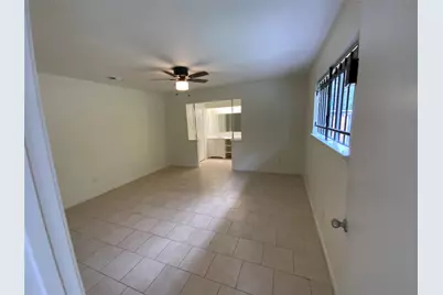 7710 Ashmole Lane, Houston, TX 77088 - Photo 10