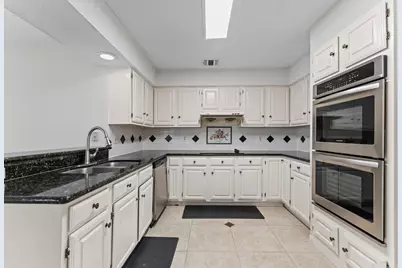 3202 Kempwood Drive, Sugar Land, TX 77479 - Photo 8