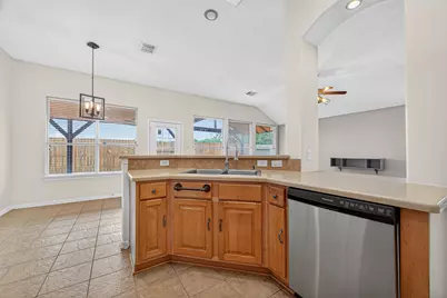 23914 Glengate Drive, Spring, TX 77373 - Photo 16