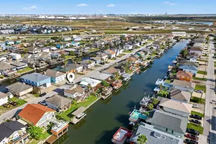 658 Warsaw St, Bayou Vista, TX 77563 - Photo 32