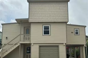 658 Warsaw St, Bayou Vista, TX 77563 - Photo 4