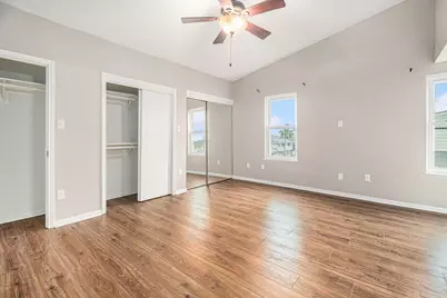 658 Warsaw Street, Bayou Vista, TX 77563 - Photo 10