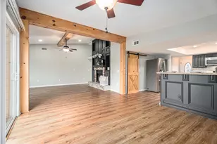 658 Warsaw St, Bayou Vista, TX 77563 - Photo 10