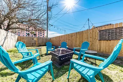 2021 Avenue O 1/2, Galveston, TX 77550 - Photo 34