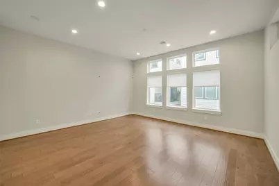 760 W Donovan Street, Houston, TX 77091 - Photo 8