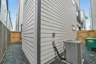 760 W Donovan St, Houston, TX 77091 - Photo 28