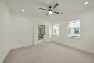 760 W Donovan St, Houston, TX 77091 - Photo 18