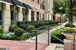 2700 Brazos St, Houston, TX 77006 - Photo 6