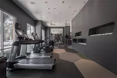 2700 Brazos Street #4204, Houston, TX 77006 - Photo 10
