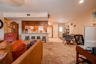 101 Laurie Ln, Willis, TX 77378 - Photo 4