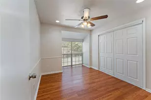 12633 Memorial Dr, Houston, TX 77024 - Photo 18