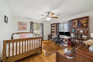 701 W 32nd Street W, Houston, TX 77018 - Photo 16