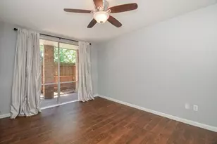 4635 Wild Indigo St, Houston, TX 77027 - Photo 16