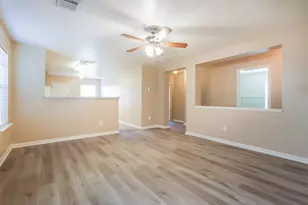 11422 Seven Sisters Dr, Tomball, TX 77375 - Photo 4