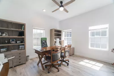 5 W Forest Court, Conroe, TX 77384 - Photo 22