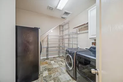 15614 Stone Gables Lane, Houston, TX 77044 - Photo 22