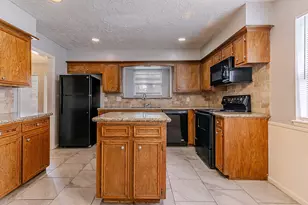 23419 Canyon Lake Dr, Spring, TX 77373 - Photo 12