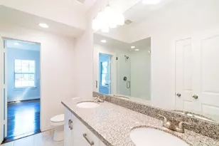 4535 Walker St, Houston, TX 77023 - Photo 16
