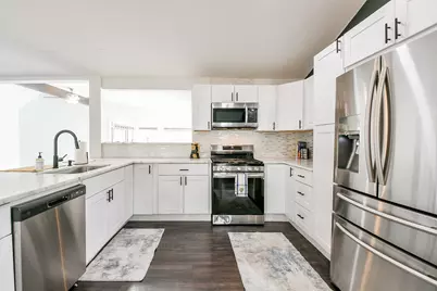 6002 Greenmont Drive, Houston, TX 77092 - Photo 8