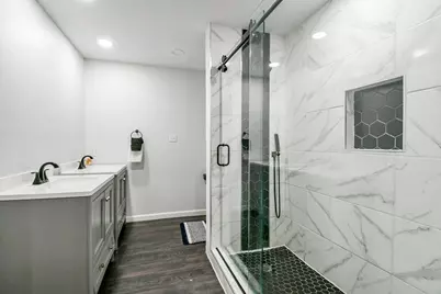 6002 Greenmont Drive, Houston, TX 77092 - Photo 22