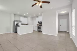 132 Camelot Pl Ct, Conroe, TX 77304 - Photo 18