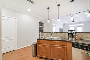 1711 Old Spanish Trl, Houston, TX 77054 - Photo 8